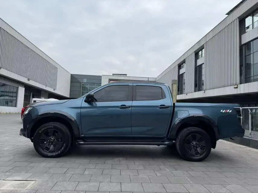 2023 Isuzu D-MAX 1.9T 177HP L4 8AT,autocango,china used car exporter,china ev exporter,chinese used car exporter,chinese used ev exporter