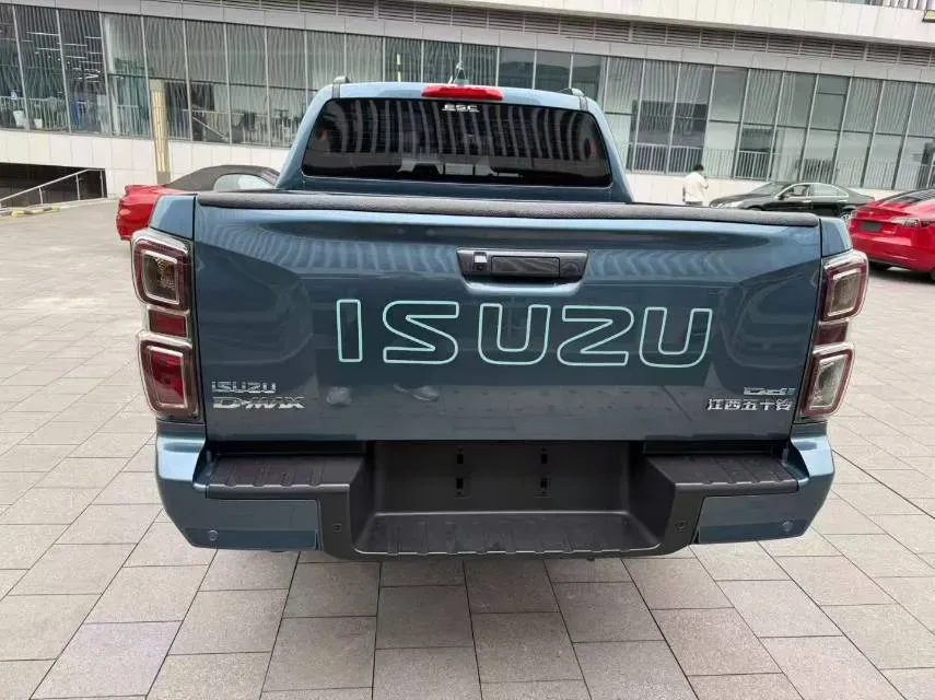 2023 Isuzu D-MAX 1.9T 177HP L4 8AT,autocango,china used car exporter,china ev exporter,chinese used car exporter,chinese used ev exporter