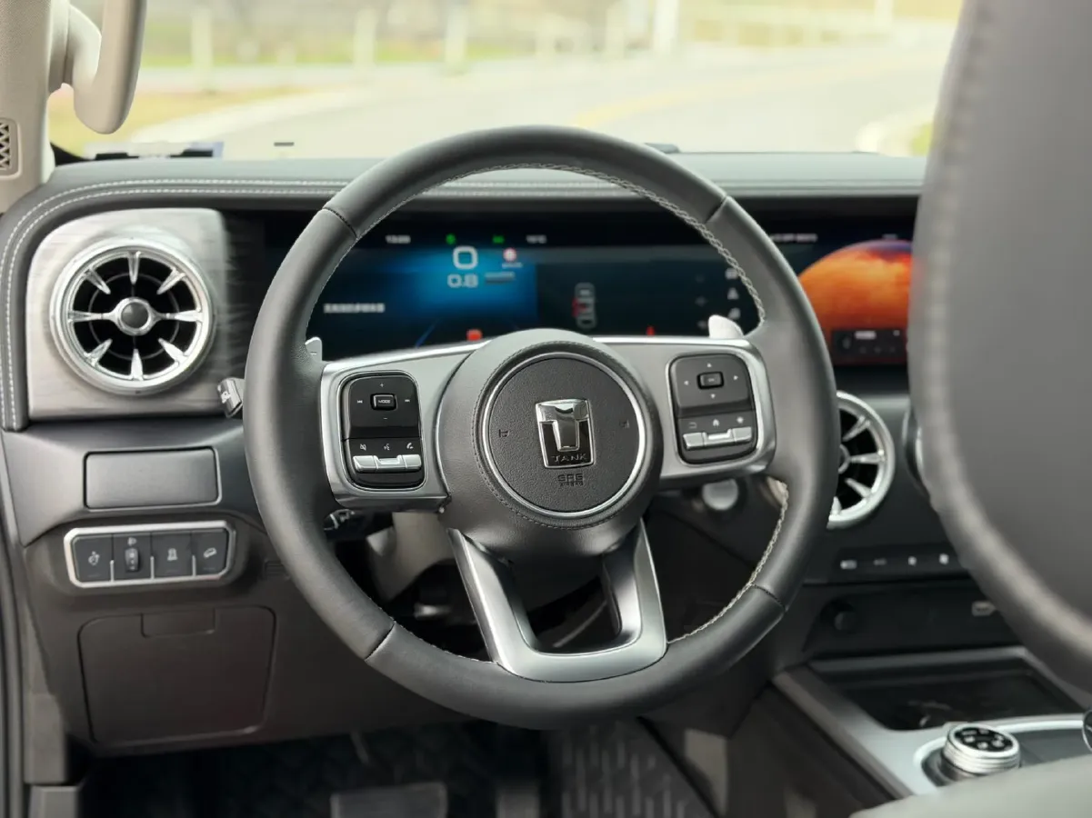 2023 Tank 300 2.0T 227HP L4 8AT,autocango,china used car exporter,china ev exporter,chinese used car exporter,chinese used ev exporter