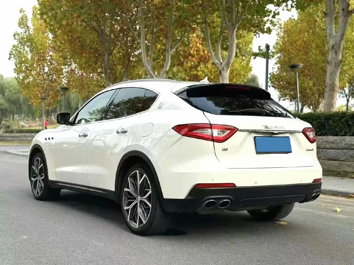 2019 Maserati Levante 3.0T 350HP V6 8AT,autocango,china used car exporter,china ev exporter,chinese used car exporter,chinese used ev exporter