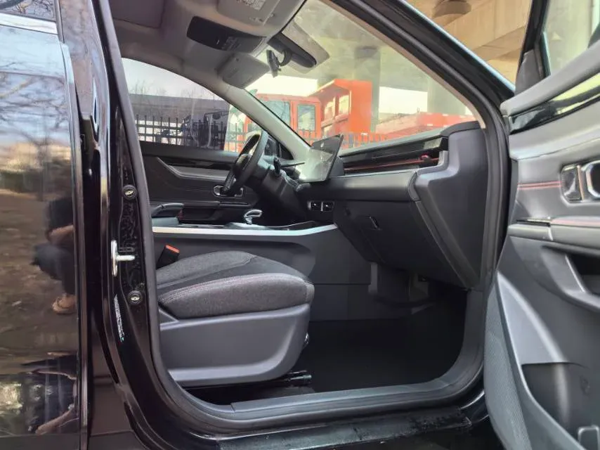 2024 Jetour DASHING 1.5T 156HP L4 6DCT,autocango,china used car exporter,china ev exporter,chinese used car exporter,chinese used ev exporter