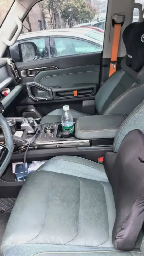 2024 Jetour ShanHai TravellerC-DM 1.5T 156HP L4 3DHT PHEV 26.7KWH,autocango,china used car exporter,china ev exporter,chinese used car exporter,chinese used ev exporter