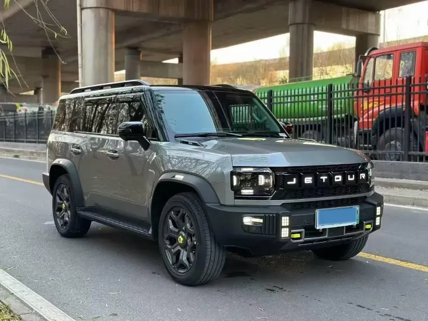 2024 Jetour ShanHai TravellerC-DM 1.5T 156HP L4 3DHT PHEV 26.7KWH,autocango,china used car exporter,china ev exporter,chinese used car exporter,chinese used ev exporter