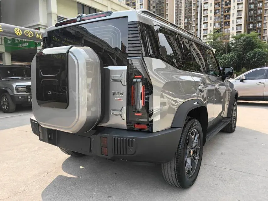 2025 Jetour Traveller 2.0T 254HP L4 7DCT,autocango,china used car exporter,china ev exporter,chinese used car exporter,chinese used ev exporter