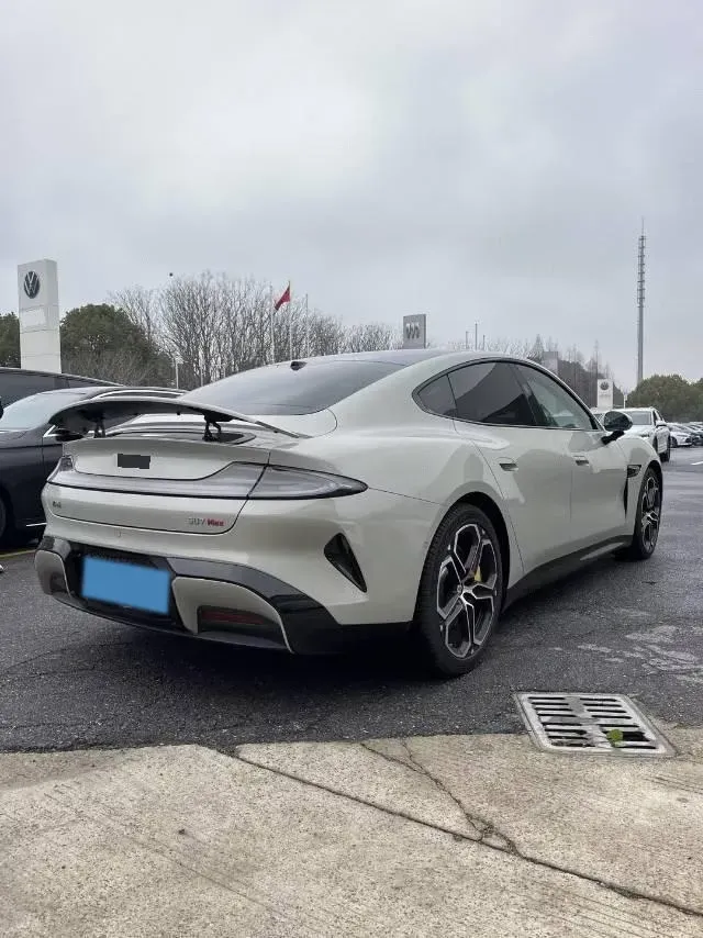 2024 MI SU7 BEV 101KWH,autocango,china used car exporter,china ev exporter,chinese used car exporter,chinese used ev exporter