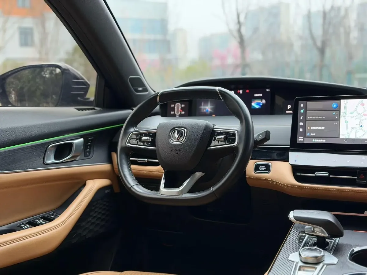 2021 ChangAn UNI-K 2.0T 233HP L4 8AT,autocango,china used car exporter,china ev exporter,chinese used car exporter,chinese used ev exporter