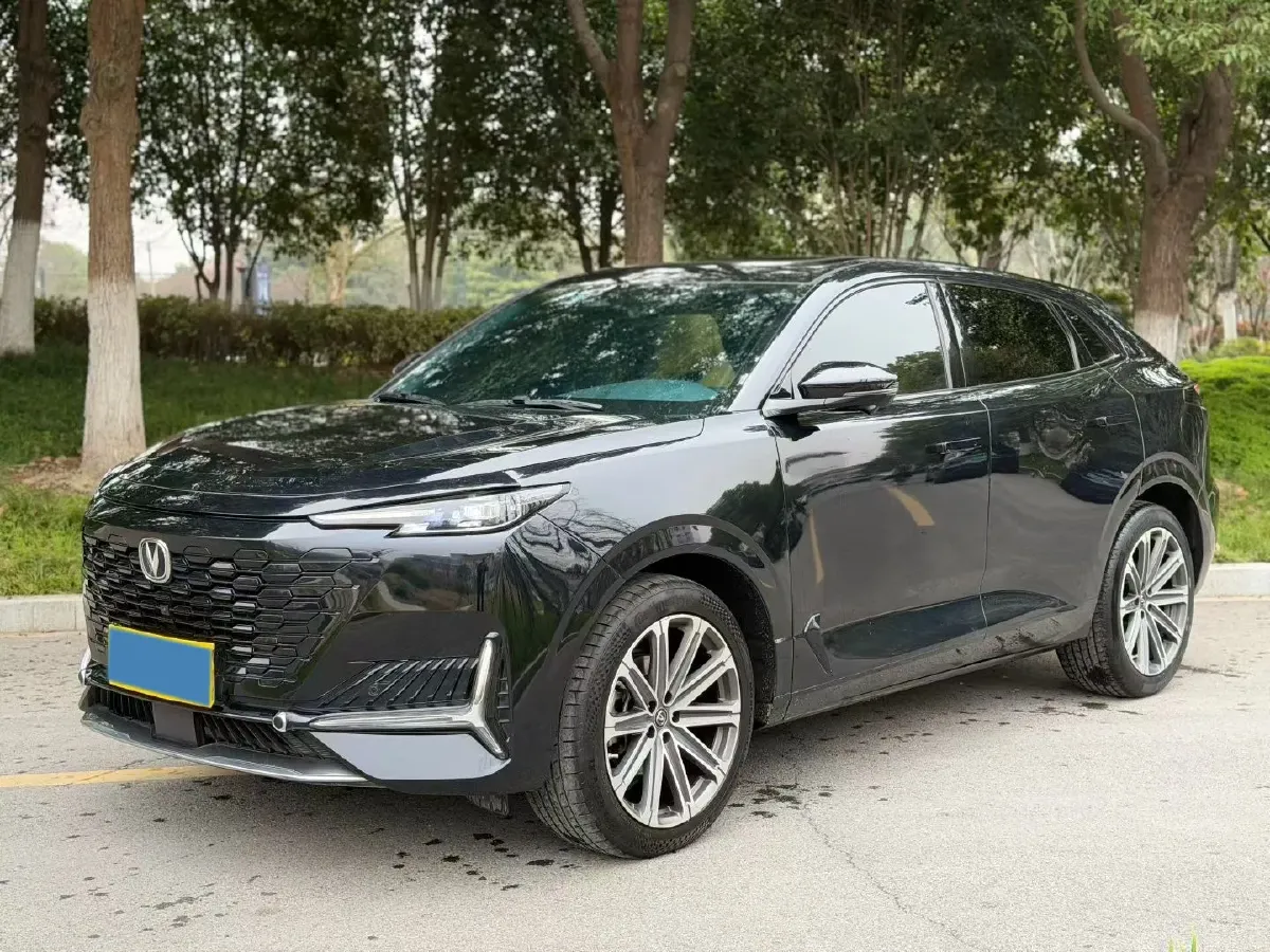 2021 ChangAn UNI-K 2.0T 233HP L4 8AT,autocango,china used car exporter,china ev exporter,chinese used car exporter,chinese used ev exporter