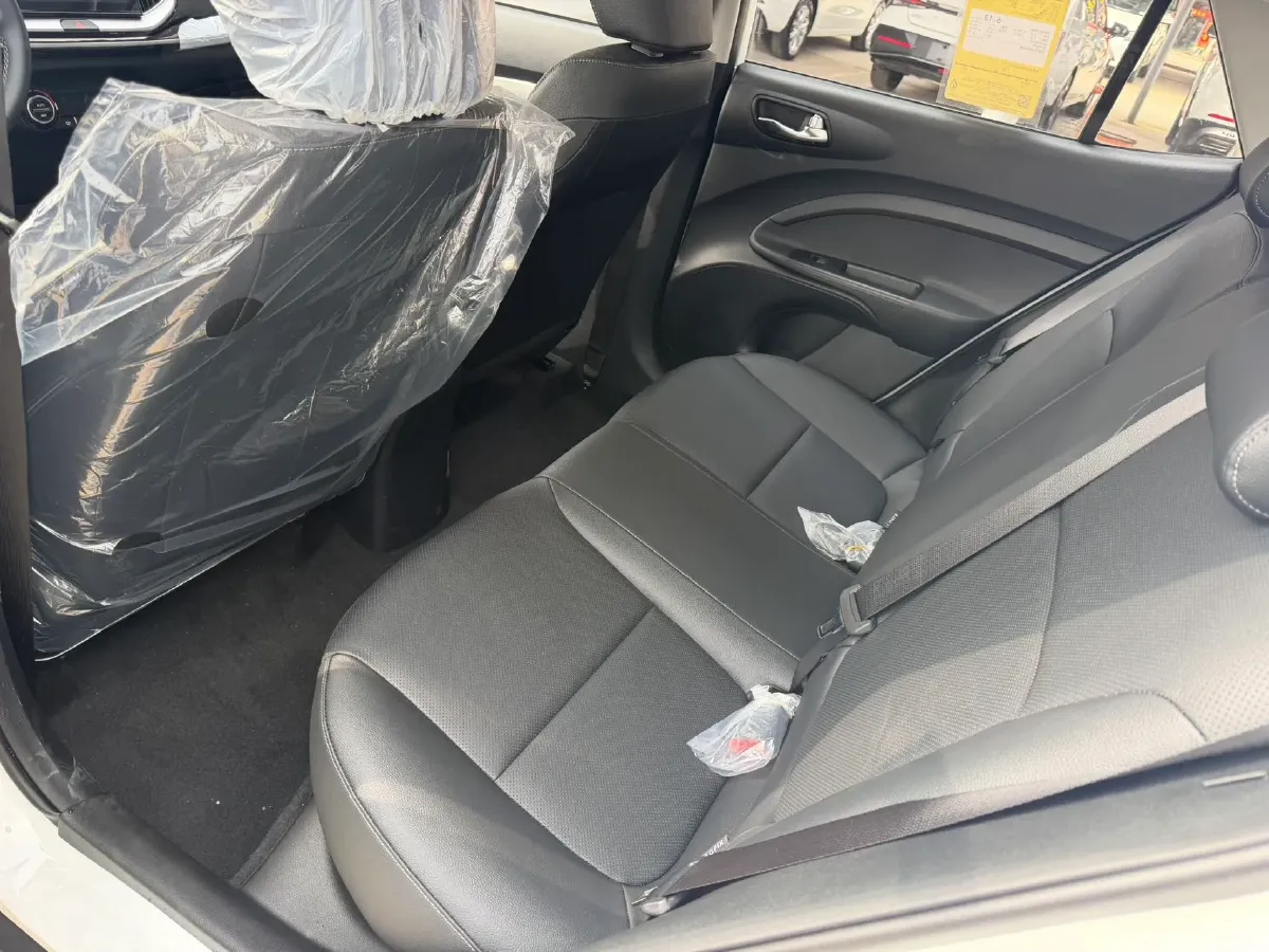 2021 Kia KX1 1.4L 100HP L4 CVT,autocango,china used car exporter,china ev exporter,chinese used car exporter,chinese used ev exporter