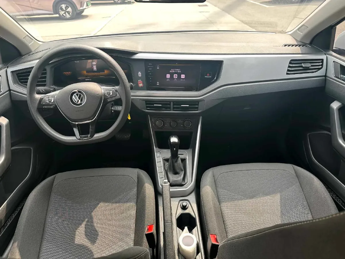 2023 Volkswagen Polo 1.5L 110HP L4 6AT,autocango,china used car exporter,china ev exporter,chinese used car exporter,chinese used ev exporter