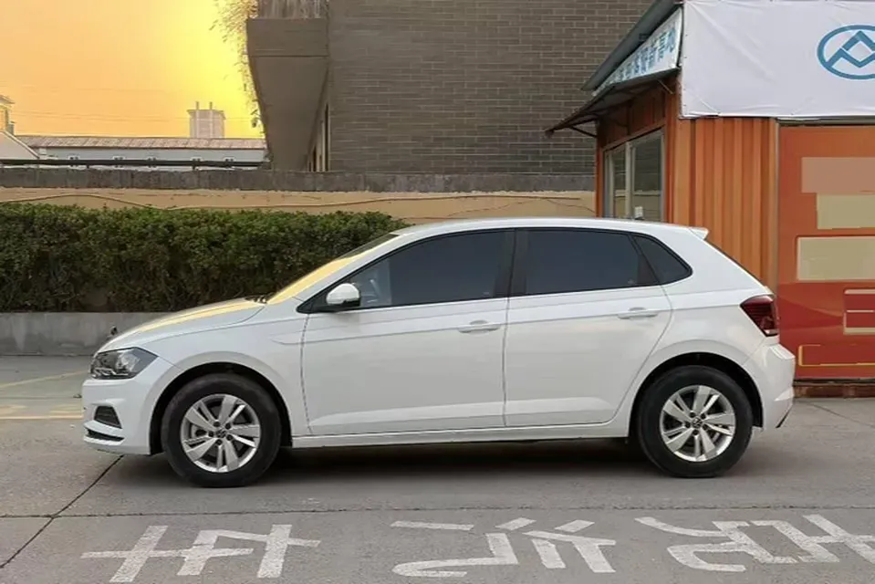 2023 Volkswagen Polo 1.5L 110HP L4 6AT,autocango,china used car exporter,china ev exporter,chinese used car exporter,chinese used ev exporter