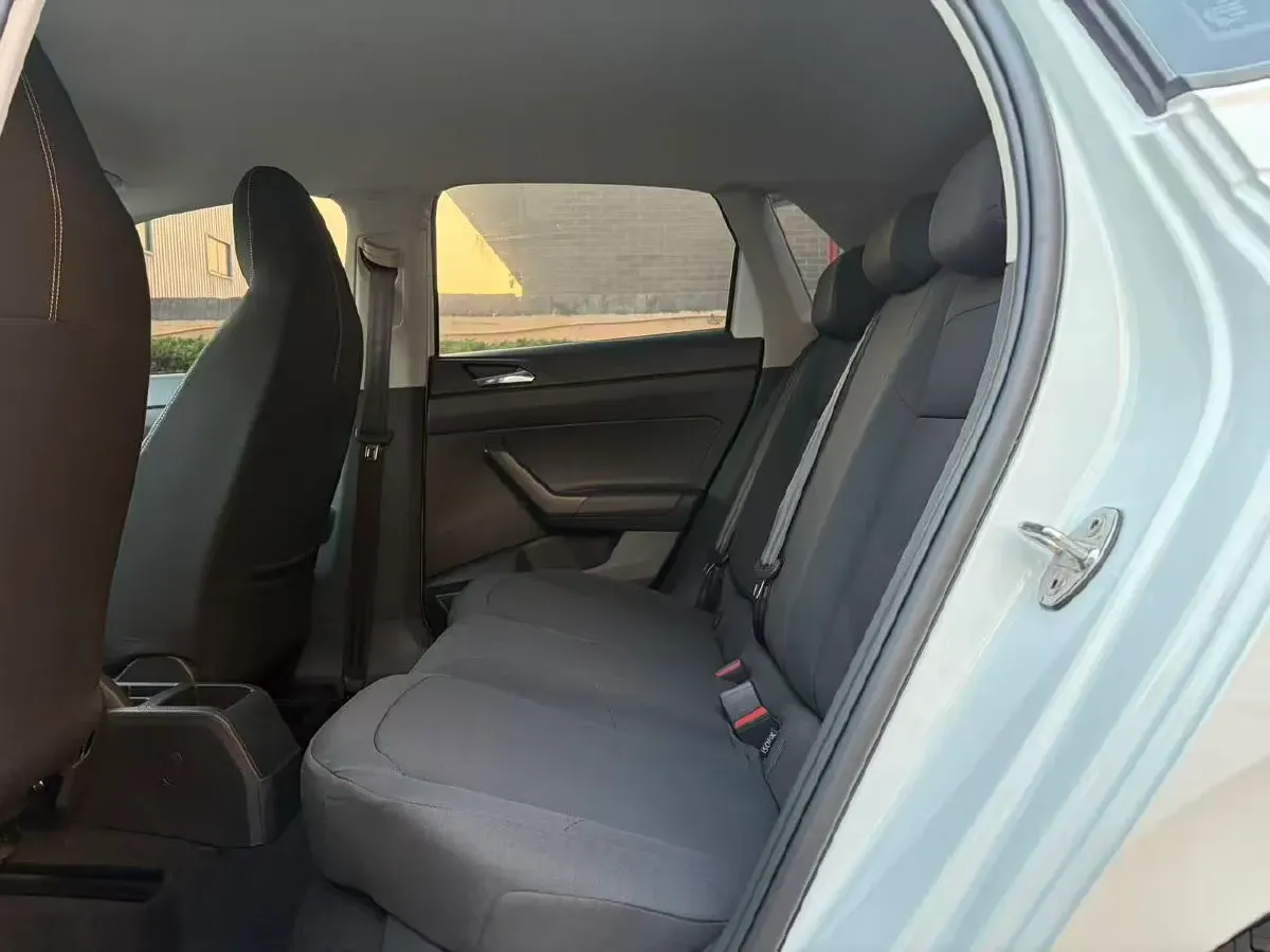 2023 Volkswagen Polo 1.5L 110HP L4 6AT,autocango,china used car exporter,china ev exporter,chinese used car exporter,chinese used ev exporter