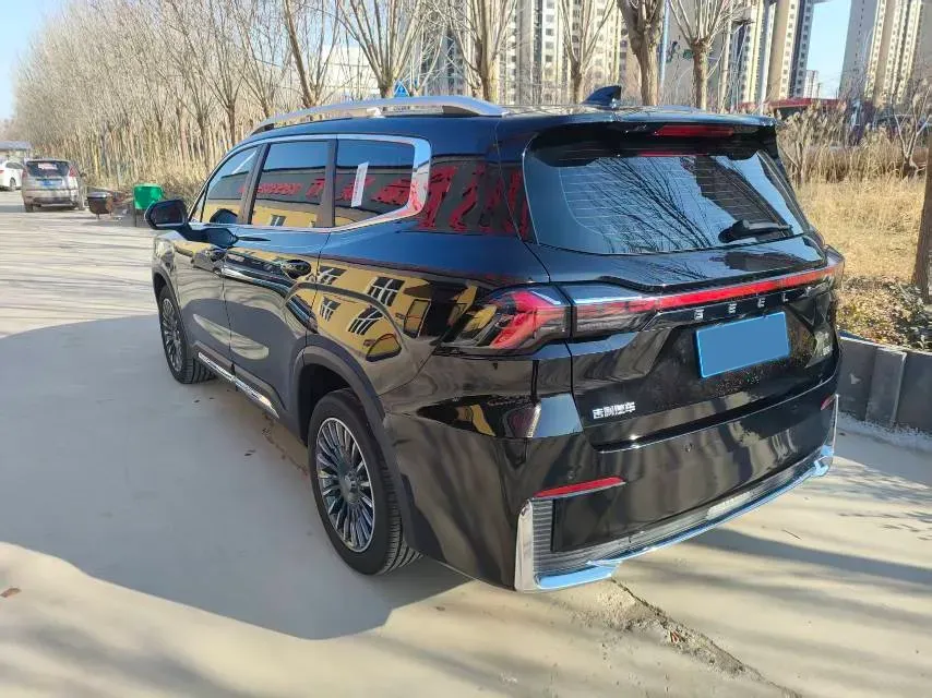 2025 Geely Okavango L 2.0T 218HP L4 7DCT,autocango,china used car exporter,china ev exporter,chinese used car exporter,chinese used ev exporter