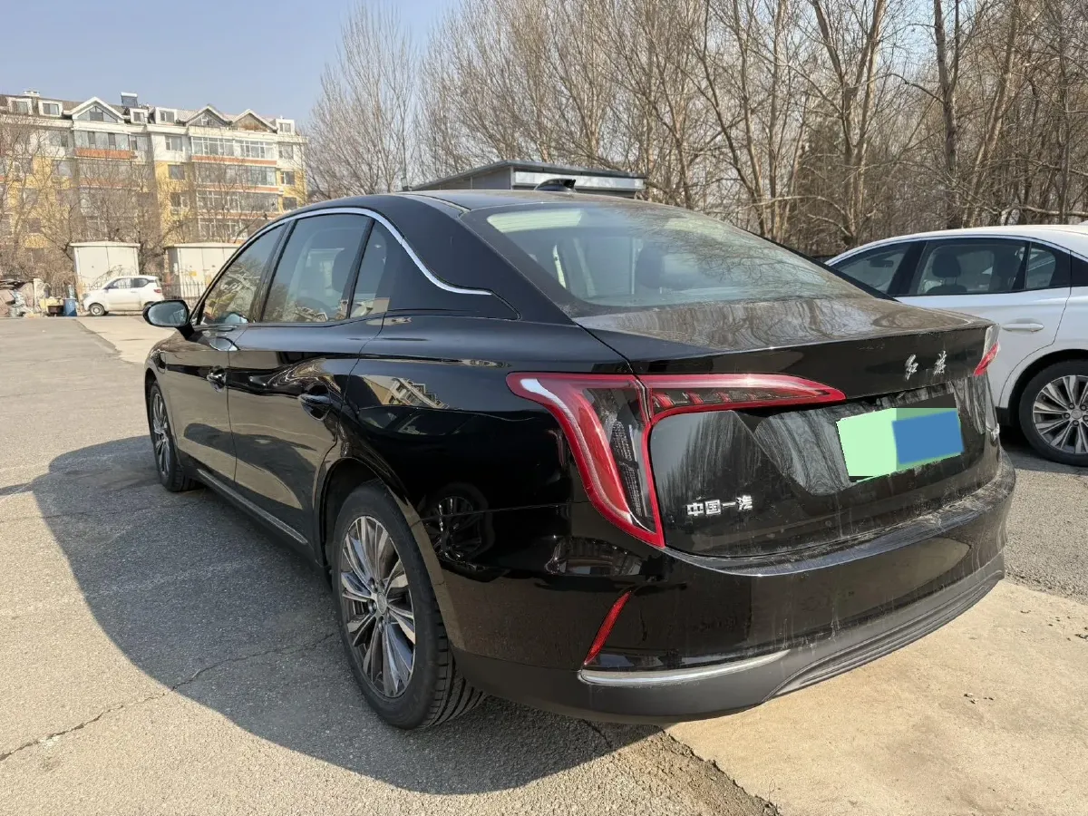 2022 HongQi E-QM5 BEV 54KWH,autocango,china used car exporter,china ev exporter,chinese used car exporter,chinese used ev exporter