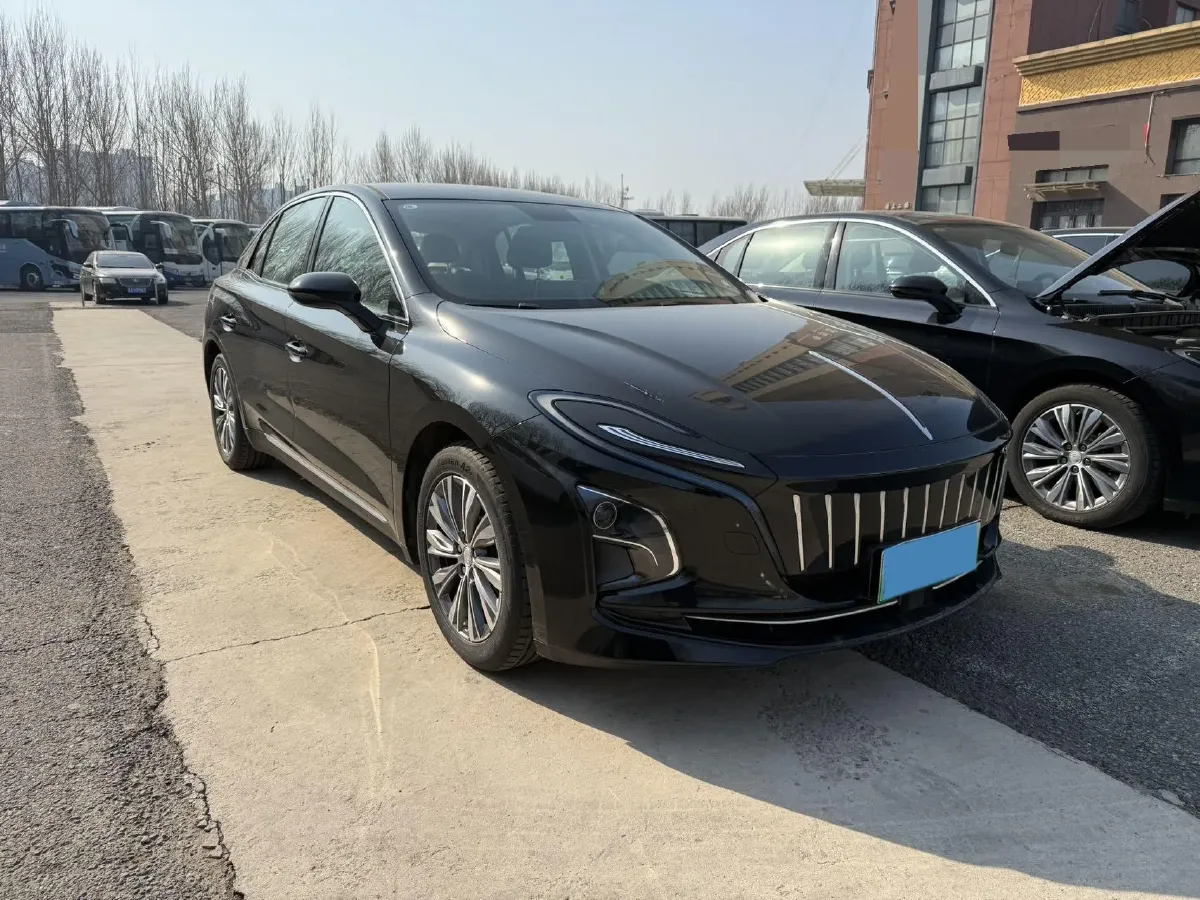 2022 HongQi E-QM5 BEV 54KWH,autocango,china used car exporter,china ev exporter,chinese used car exporter,chinese used ev exporter