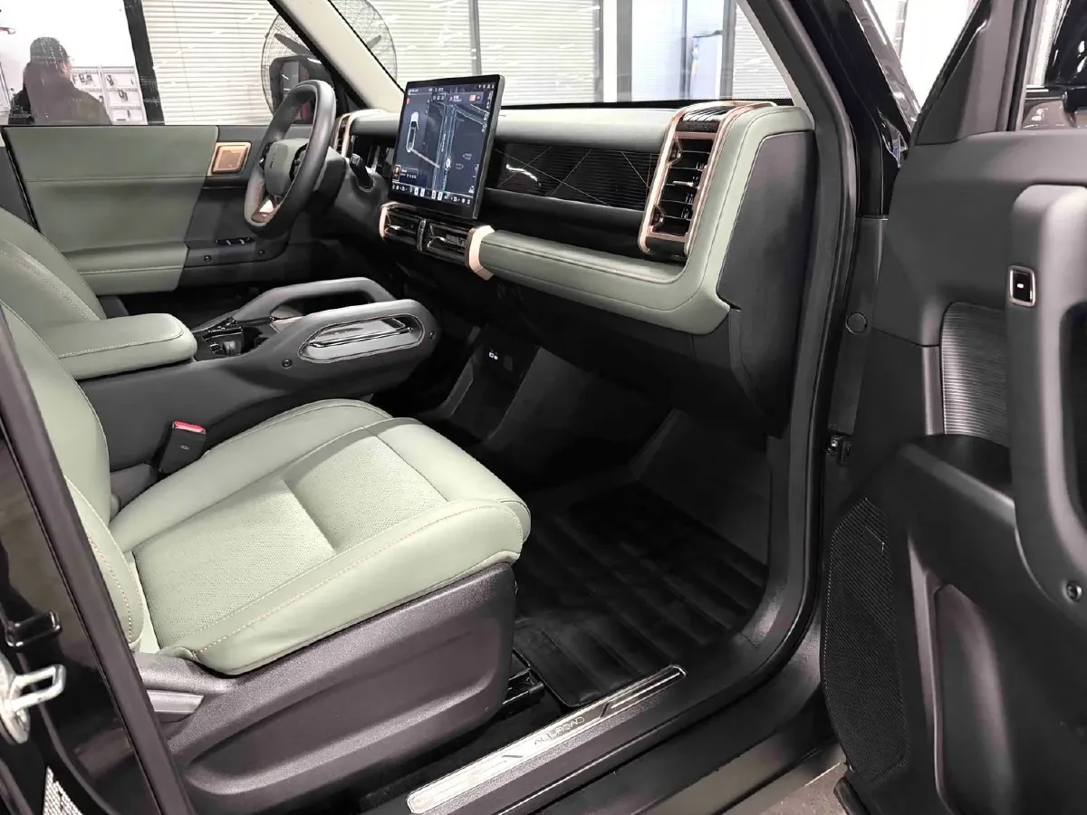 2024 JMC DaDao 2.3T 245HP L4 8AT,autocango,china used car exporter,china ev exporter,chinese used car exporter,chinese used ev exporter