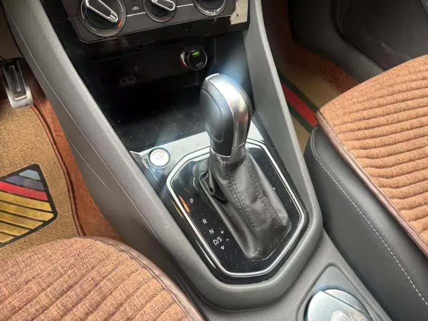 2019 Jetta VS5 1.4T 150HP L4 6AT,autocango,china used car exporter,china ev exporter,chinese used car exporter,chinese used ev exporter