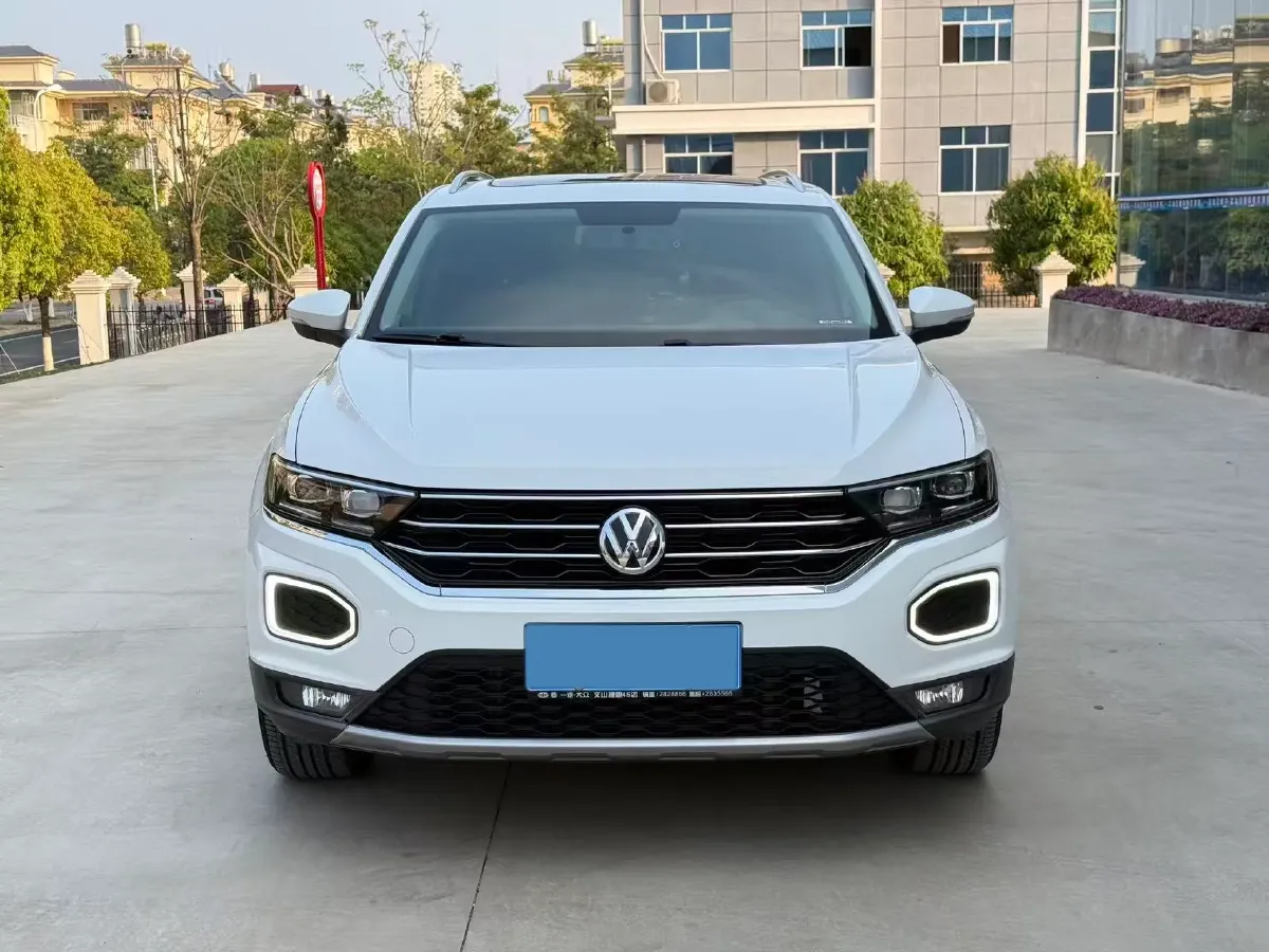2019 Volkswagen T-Roc 1.4T 131HP L4 7DCT,autocango,china used car exporter,china ev exporter,chinese used car exporter,chinese used ev exporter