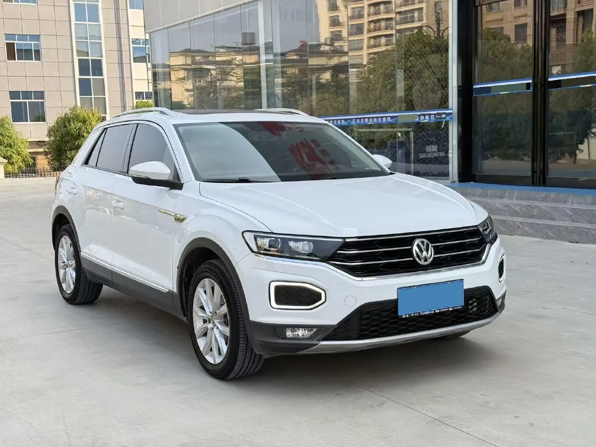 2019 Volkswagen T-Roc 1.4T 131HP L4 7DCT,autocango,china used car exporter,china ev exporter,chinese used car exporter,chinese used ev exporter