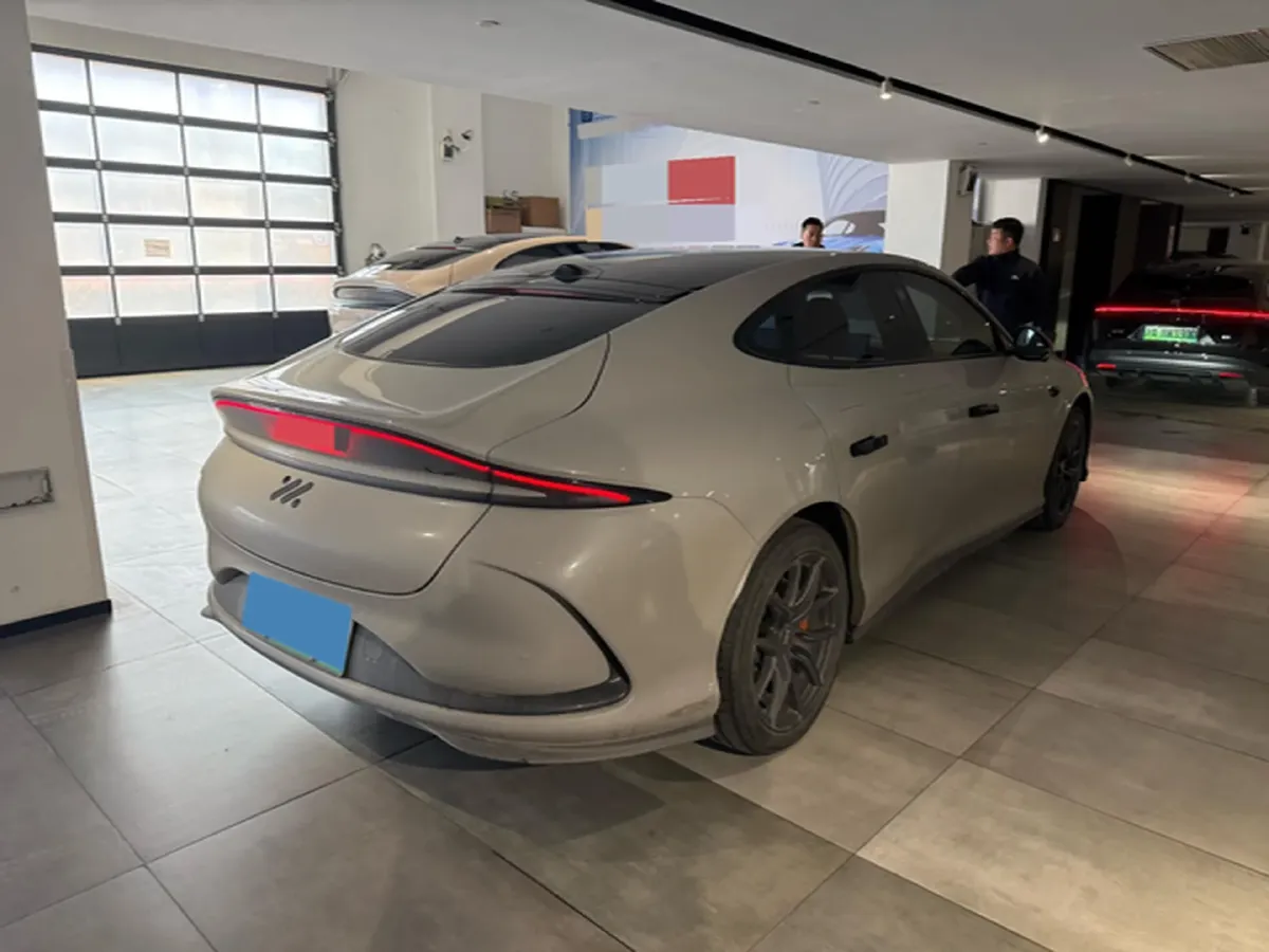 2024 IM L6 BEV 83KWH,autocango,china used car exporter,china ev exporter,chinese used car exporter,chinese used ev exporter