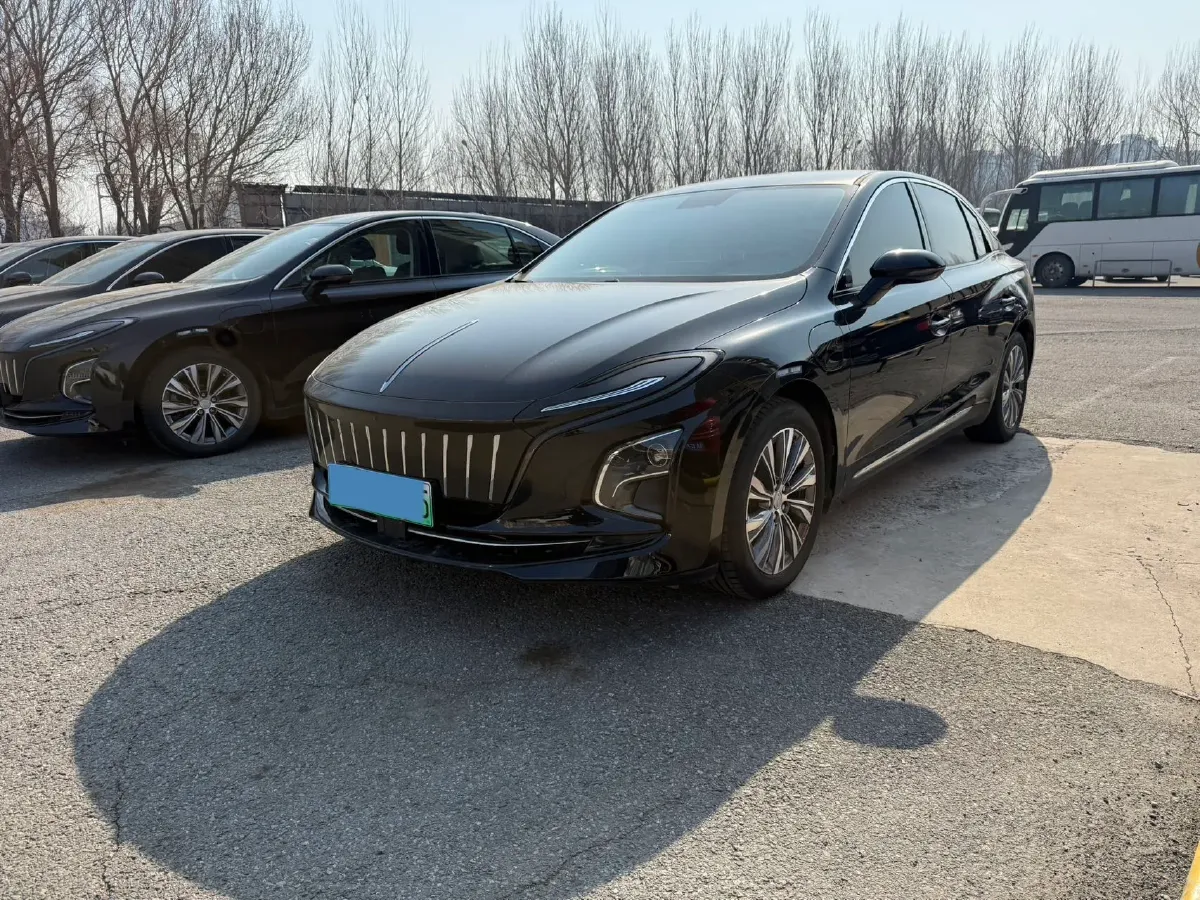 2022 HongQi E-QM5 BEV 54KWH,autocango,china used car exporter,china ev exporter,chinese used car exporter,chinese used ev exporter