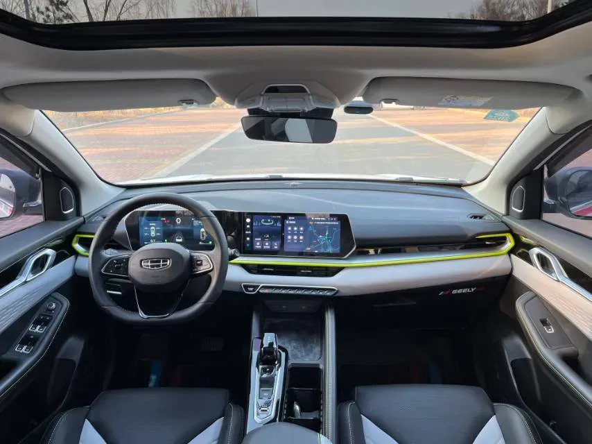 2022 Geely Coolray 1.5T 181HP L4 7DCT,autocango,china used car exporter,china ev exporter,chinese used car exporter,chinese used ev exporter