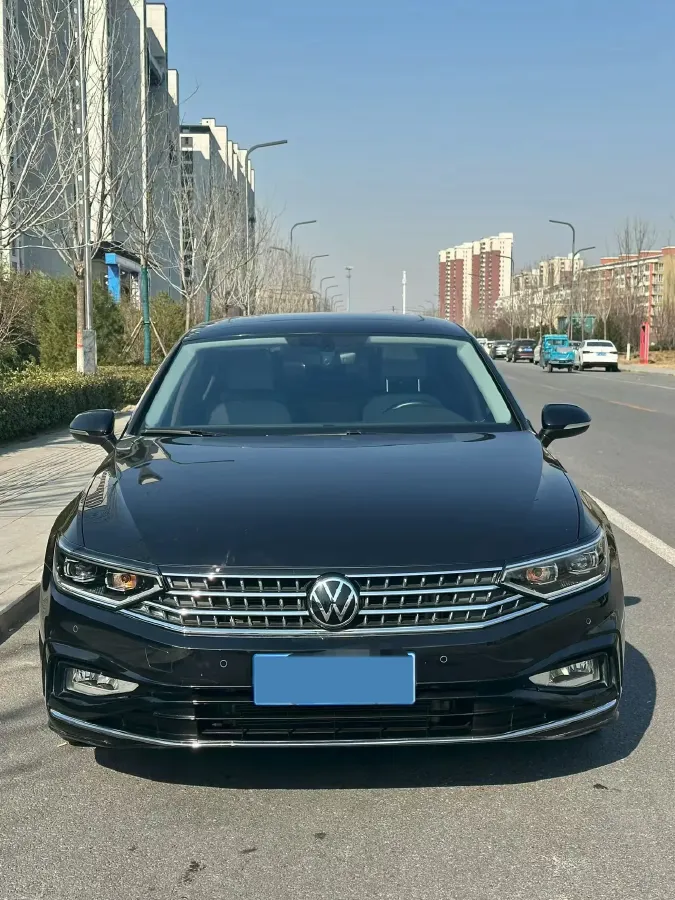 2023 Volkswagen Magotan 2.0T 186HP L4 7DCT,autocango,china used car exporter,china ev exporter,chinese used car exporter,chinese used ev exporter