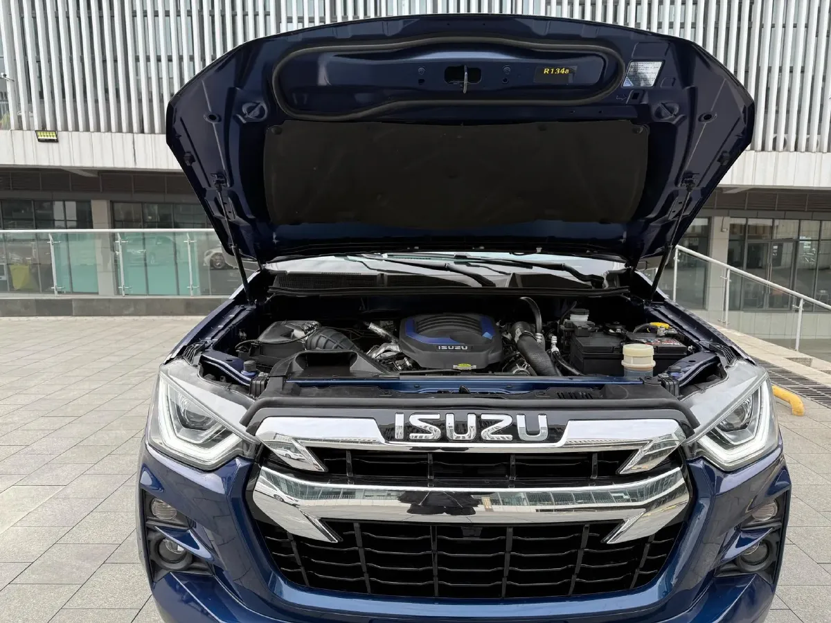 2021 Isuzu D-MAX 1.9T 163HP L4 6AT,autocango,china used car exporter,china ev exporter,chinese used car exporter,chinese used ev exporter