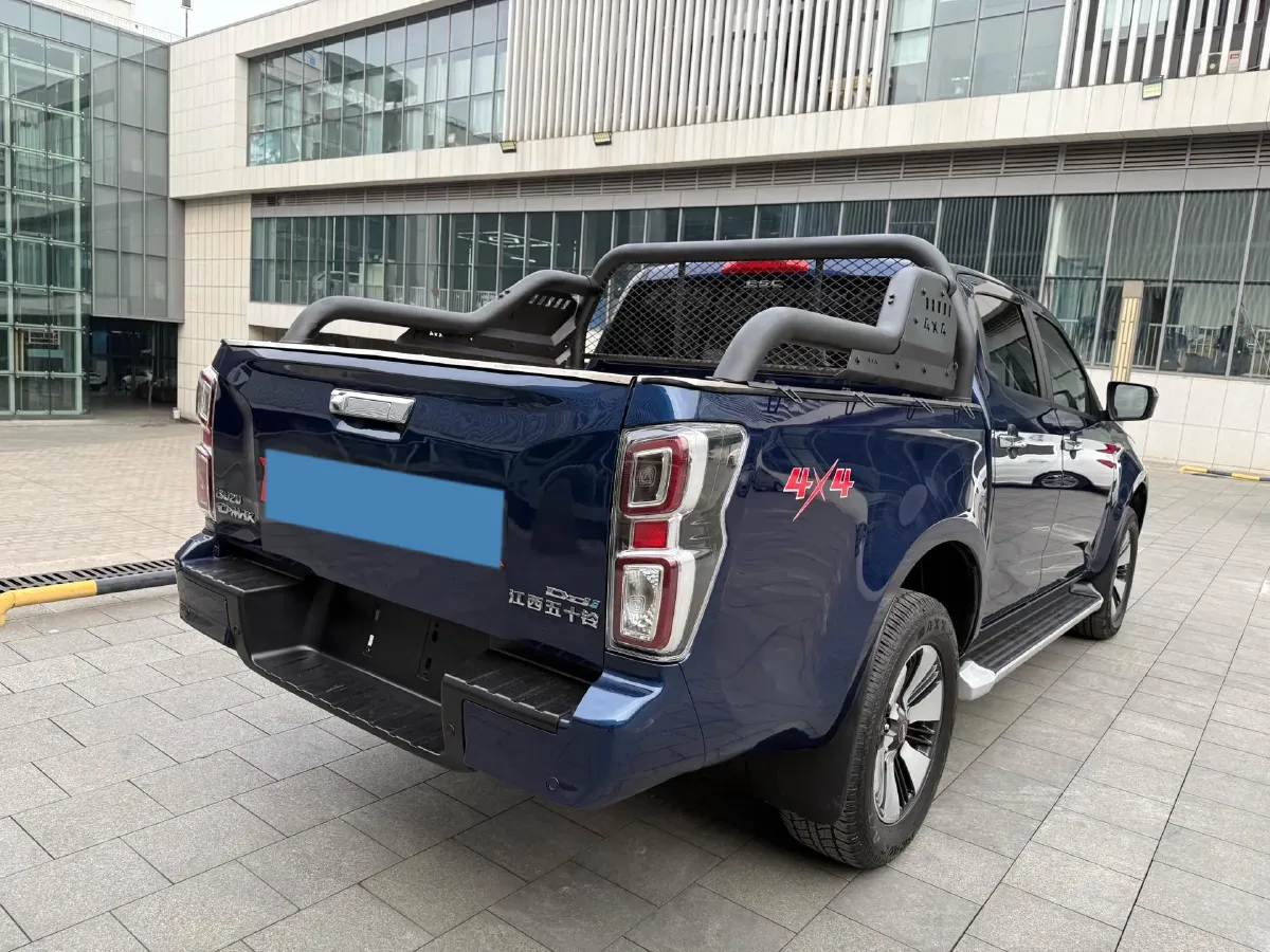 2021 Isuzu D-MAX 1.9T 163HP L4 6AT,autocango,china used car exporter,china ev exporter,chinese used car exporter,chinese used ev exporter