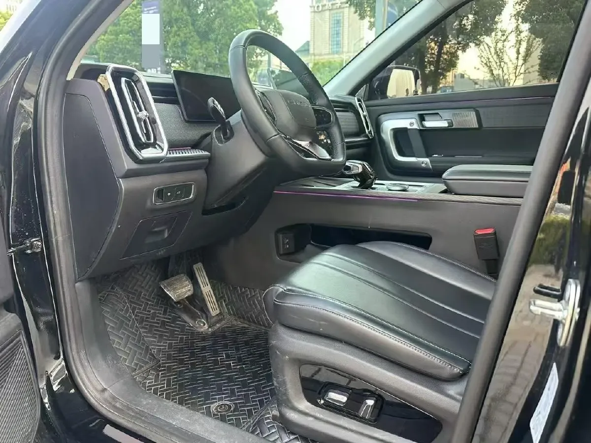 2023 Chery Exploration 06 1.6T 197HP L4 7DCT,autocango,china used car exporter,china ev exporter,chinese used car exporter,chinese used ev exporter