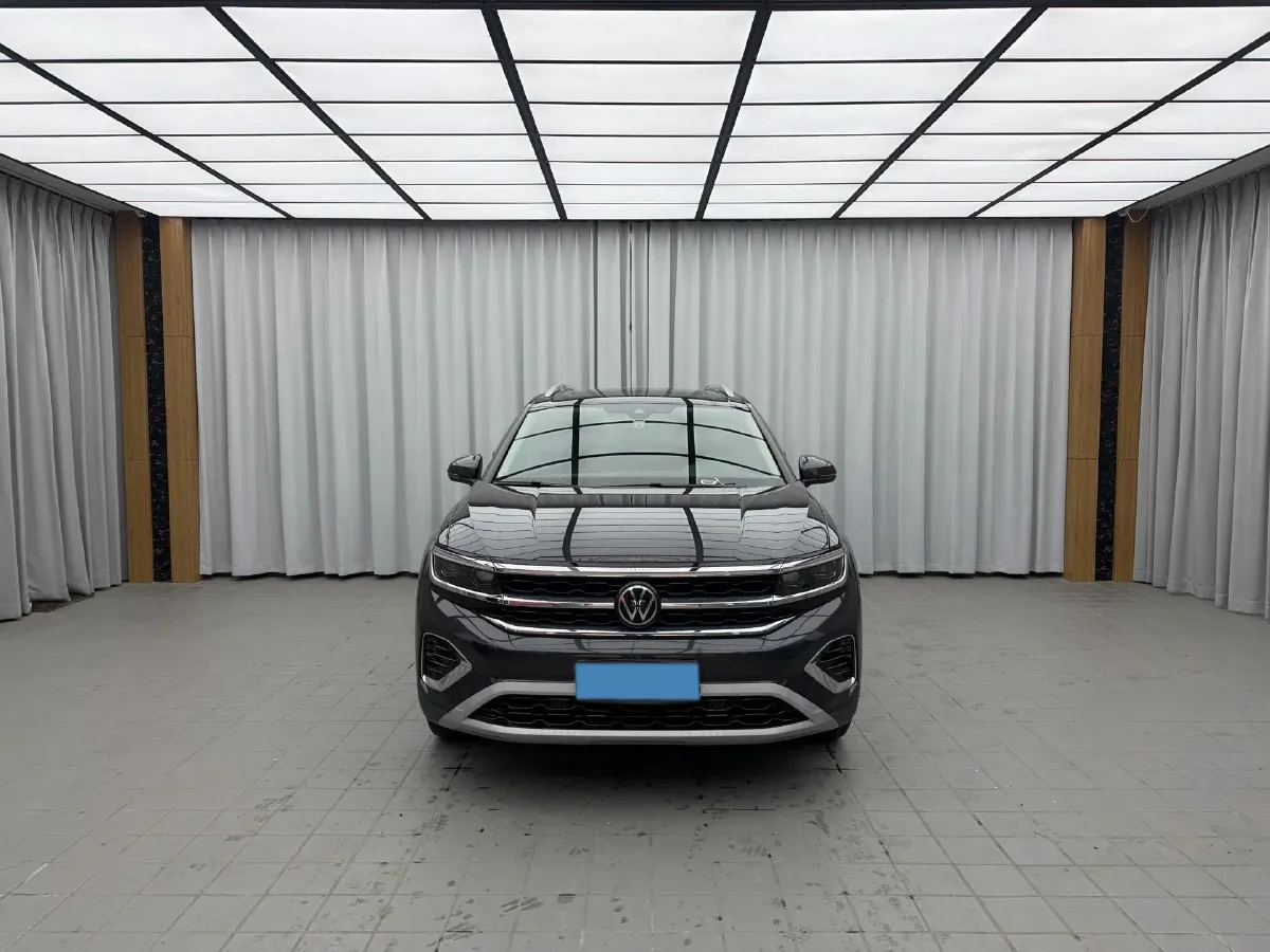 2021 Volkswagen Talagon 2.0T 220HP L4 7DCT,autocango,china used car exporter,china ev exporter,chinese used car exporter,chinese used ev exporter