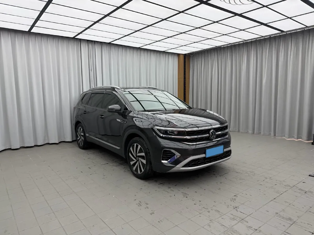 2021 Volkswagen Talagon 2.0T 220HP L4 7DCT,autocango,china used car exporter,china ev exporter,chinese used car exporter,chinese used ev exporter