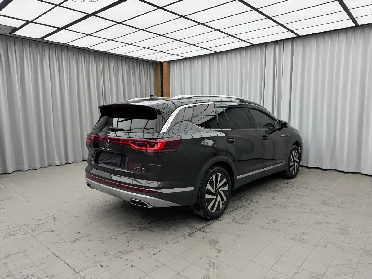 2021 Volkswagen Talagon 2.0T 220HP L4 7DCT,autocango,china used car exporter,china ev exporter,chinese used car exporter,chinese used ev exporter