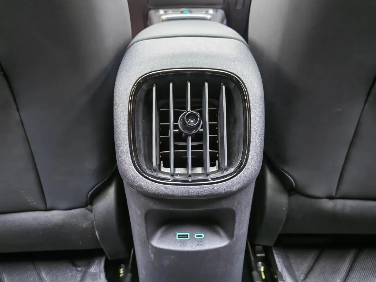 2025 BYD Dolphin BEV 45.12KWH,autocango,china used car exporter,china ev exporter,chinese used car exporter,chinese used ev exporter