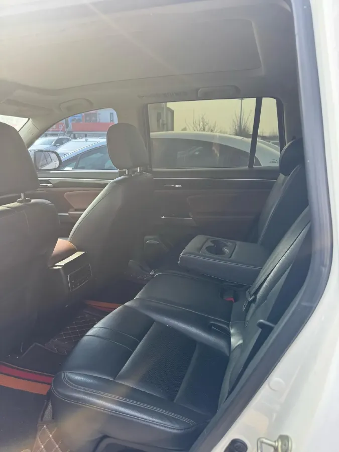 2017 GAC Trumpchi GS8 2.0T 201HP L4 6AT,autocango,china used car exporter,china ev exporter,chinese used car exporter,chinese used ev exporter