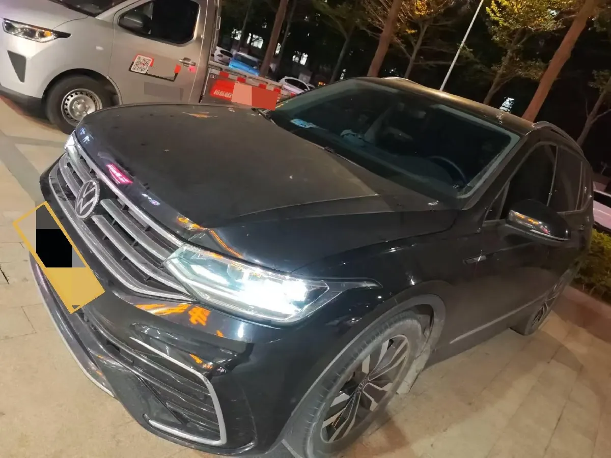 2024 Volkswagen Tiguan L 2.0T 186HP L4 7DCT,autocango,china used car exporter,china ev exporter,chinese used car exporter,chinese used ev exporter
