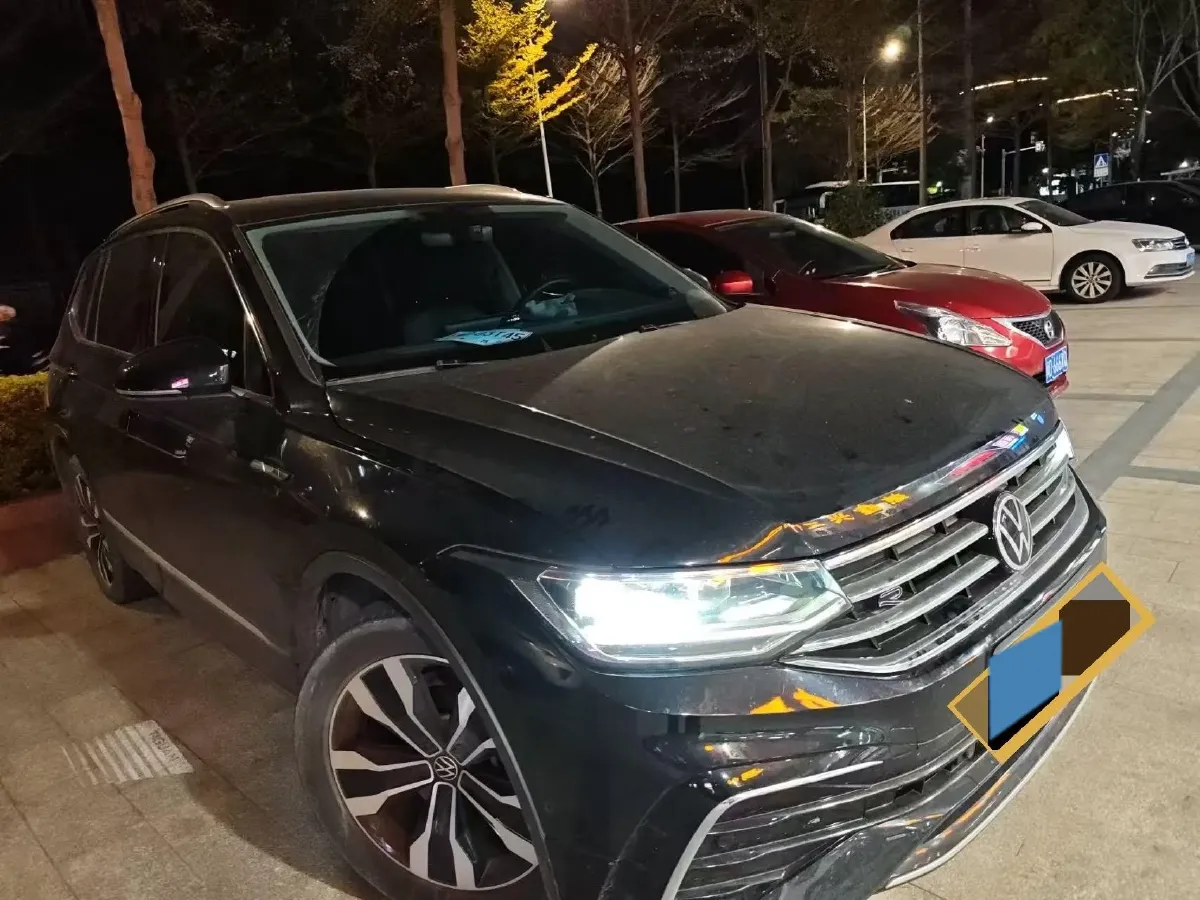 2024 Volkswagen Tiguan L 2.0T 186HP L4 7DCT,autocango,china used car exporter,china ev exporter,chinese used car exporter,chinese used ev exporter