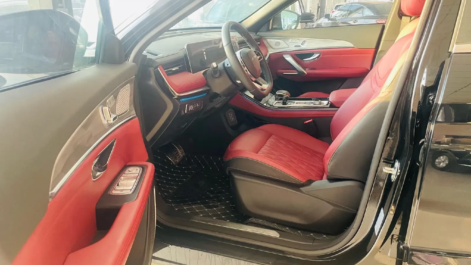 2023 Jetour X70 Plus 1.6T 197HP L4 7DCT,autocango,china used car exporter,china ev exporter,chinese used car exporter,chinese used ev exporter