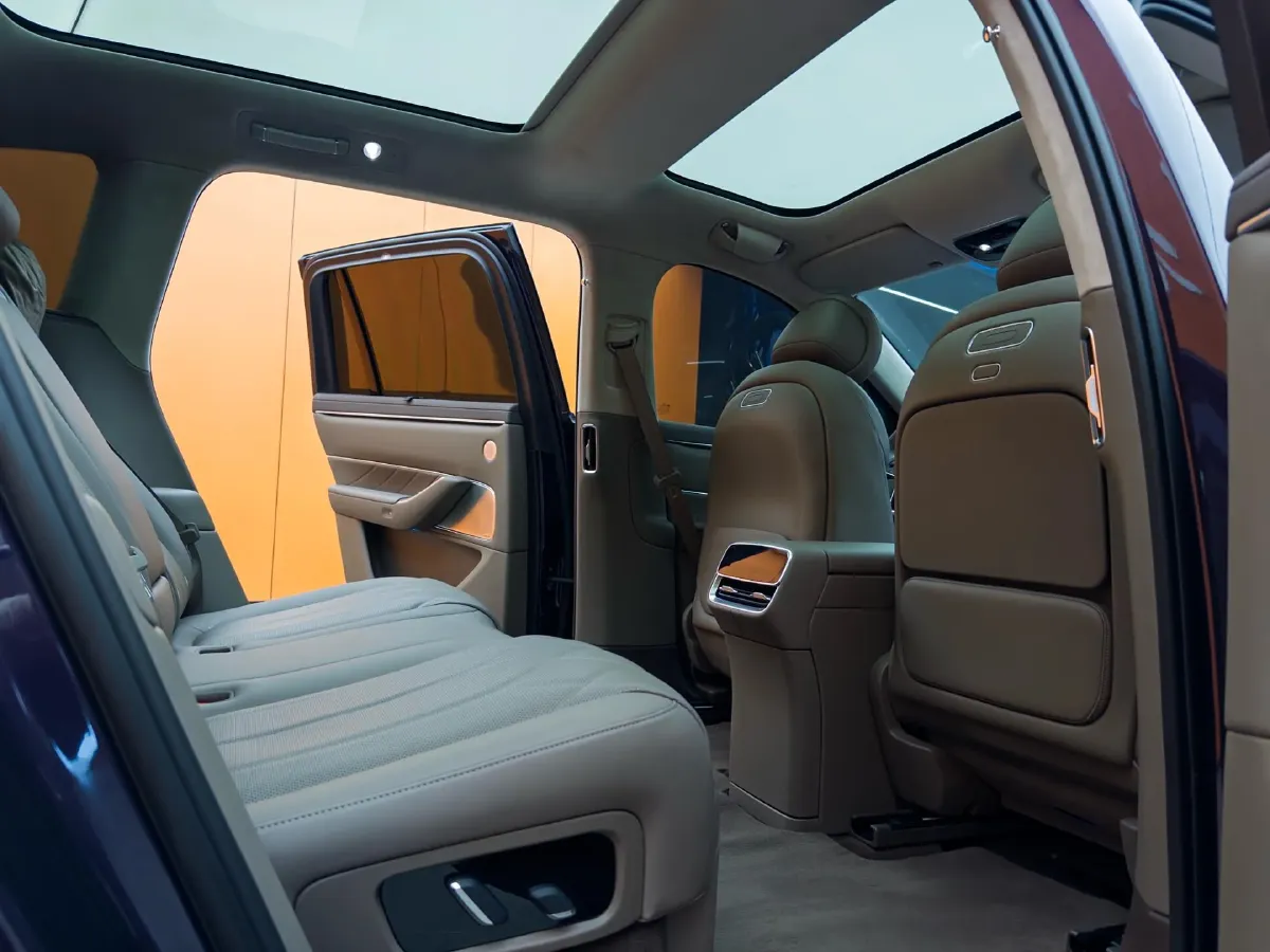 2025 AITO AITO M8 BEV,autocango,china used car exporter,china ev exporter,chinese used car exporter,chinese used ev exporter