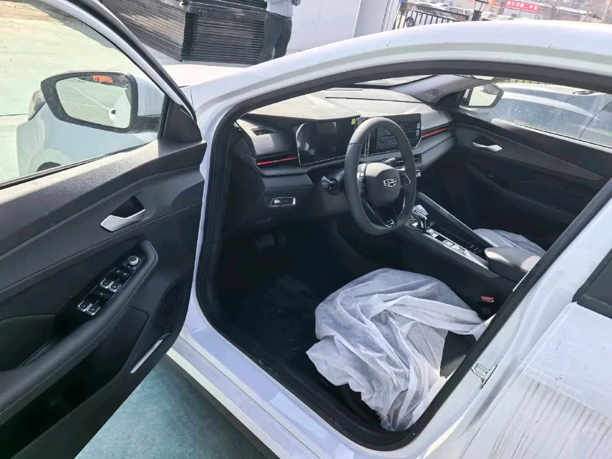 2024 Geely Binray 1.5T 181HP L4 7DCT,autocango,china used car exporter,china ev exporter,chinese used car exporter,chinese used ev exporter