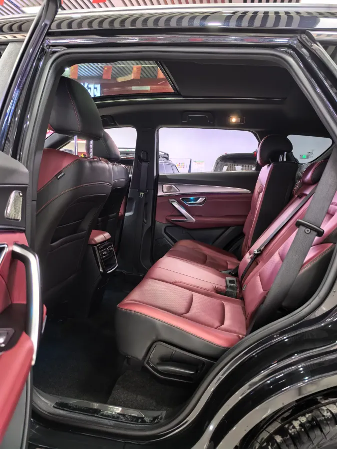 2021 Chery Tiggo 8 Plus 1.6T 197HP L4 7DCT,autocango,china used car exporter,china ev exporter,chinese used car exporter,chinese used ev exporter