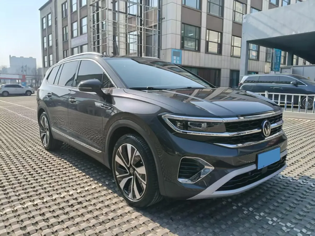 2022 Volkswagen Talagon 2.0T 220HP L4 7DCT,autocango,china used car exporter,china ev exporter,chinese used car exporter,chinese used ev exporter