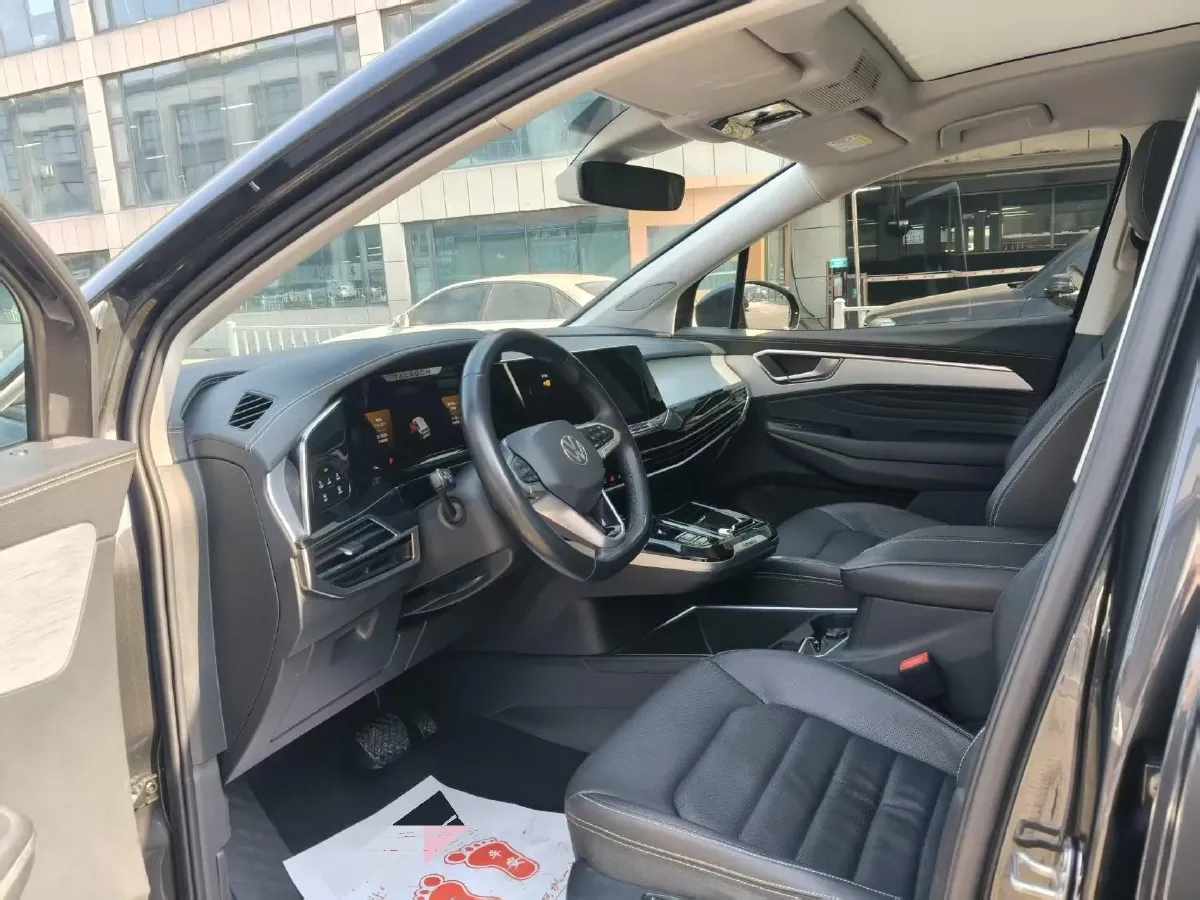 2022 Volkswagen Talagon 2.0T 220HP L4 7DCT,autocango,china used car exporter,china ev exporter,chinese used car exporter,chinese used ev exporter