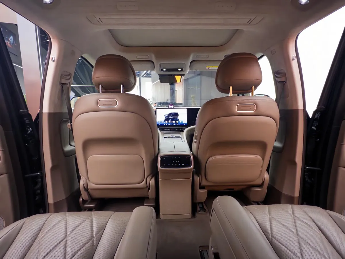 2024 AITO AITO M9 1.5T 152HP L4 REEV 42KWH,autocango,china used car exporter,china ev exporter,chinese used car exporter,chinese used ev exporter