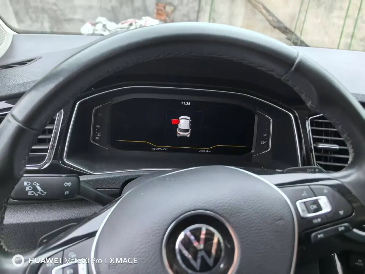 2022 Volkswagen T-Roc 1.4T 150HP L4 7DCT,autocango,china used car exporter,china ev exporter,chinese used car exporter,chinese used ev exporter