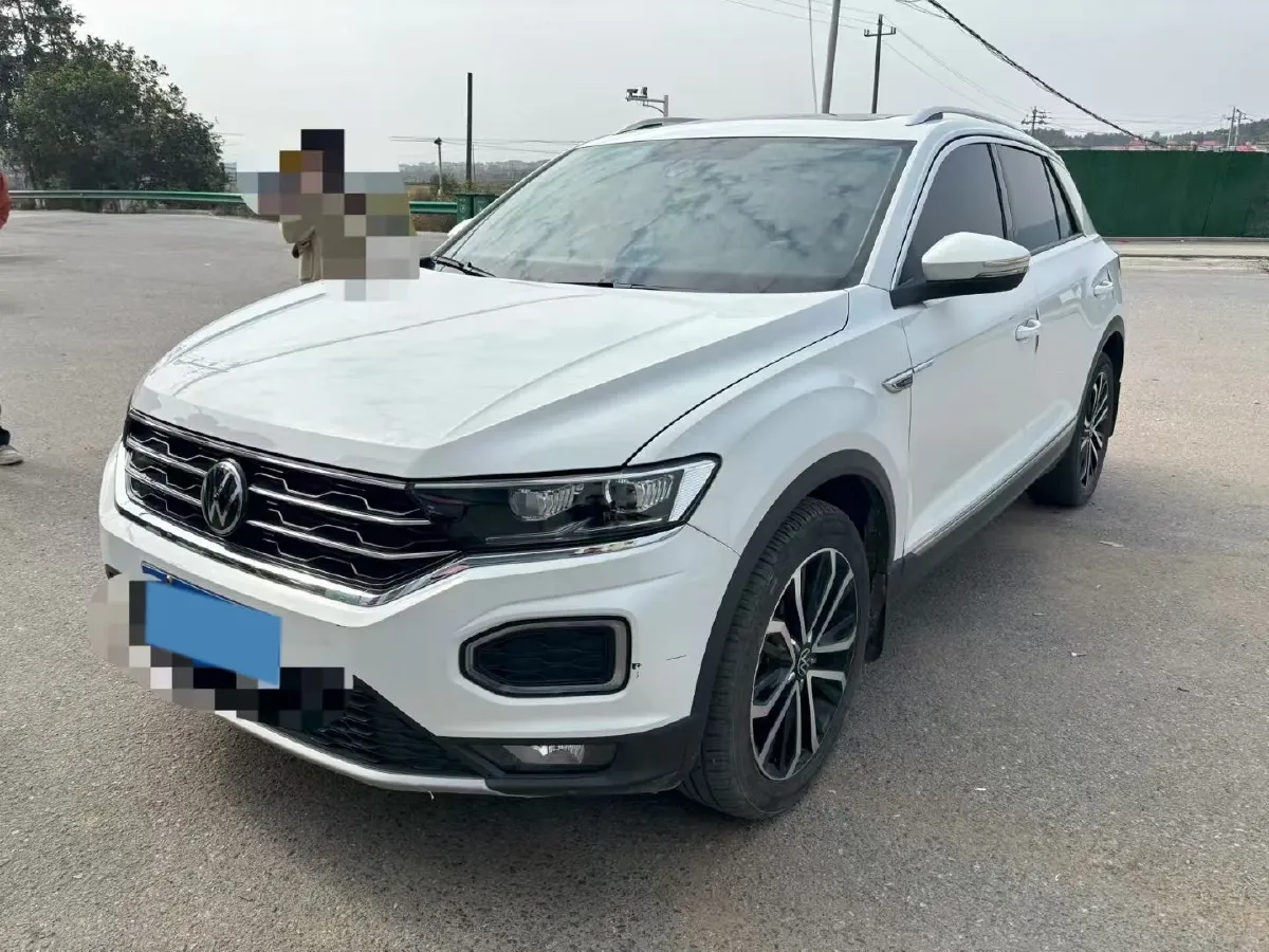 2022 Volkswagen T-Roc 1.4T 150HP L4 7DCT,autocango,china used car exporter,china ev exporter,chinese used car exporter,chinese used ev exporter