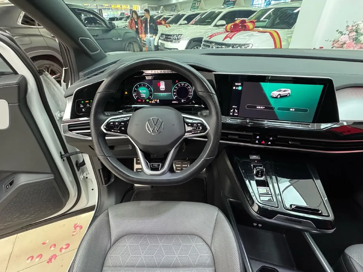 2021 Volkswagen Talagon 2.0T 220HP L4 7DCT,autocango,china used car exporter,china ev exporter,chinese used car exporter,chinese used ev exporter