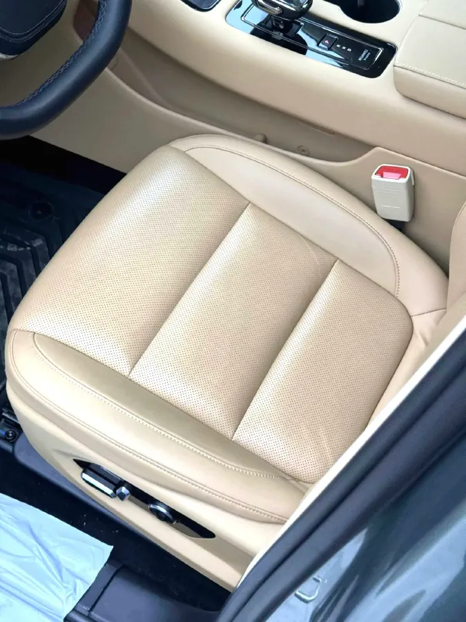 2023 HIMA AITO M5 1.5T 152HP L4 REEV 40KWH,autocango,china used car exporter,china ev exporter,chinese used car exporter,chinese used ev exporter