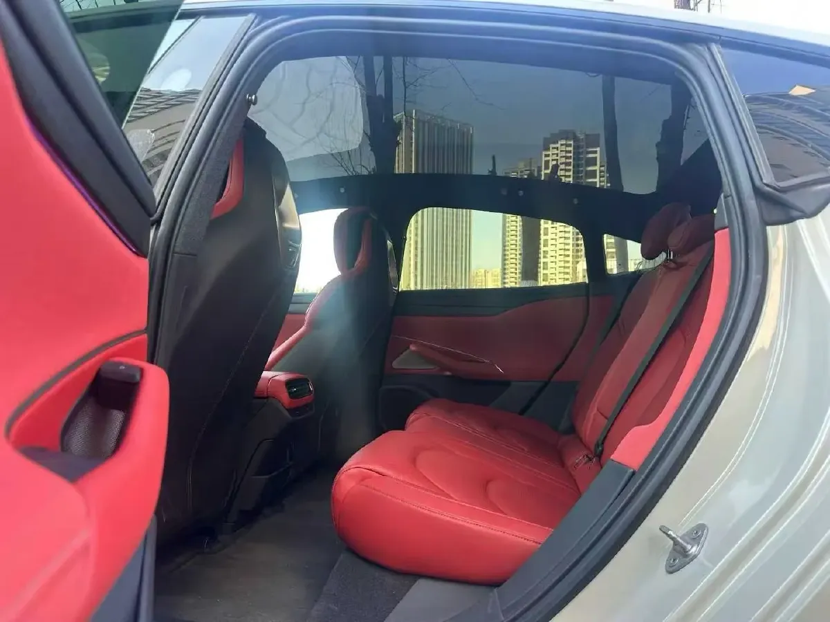 2024 MI SU7 BEV 94.3KWH,autocango,china used car exporter,china ev exporter,chinese used car exporter,chinese used ev exporter