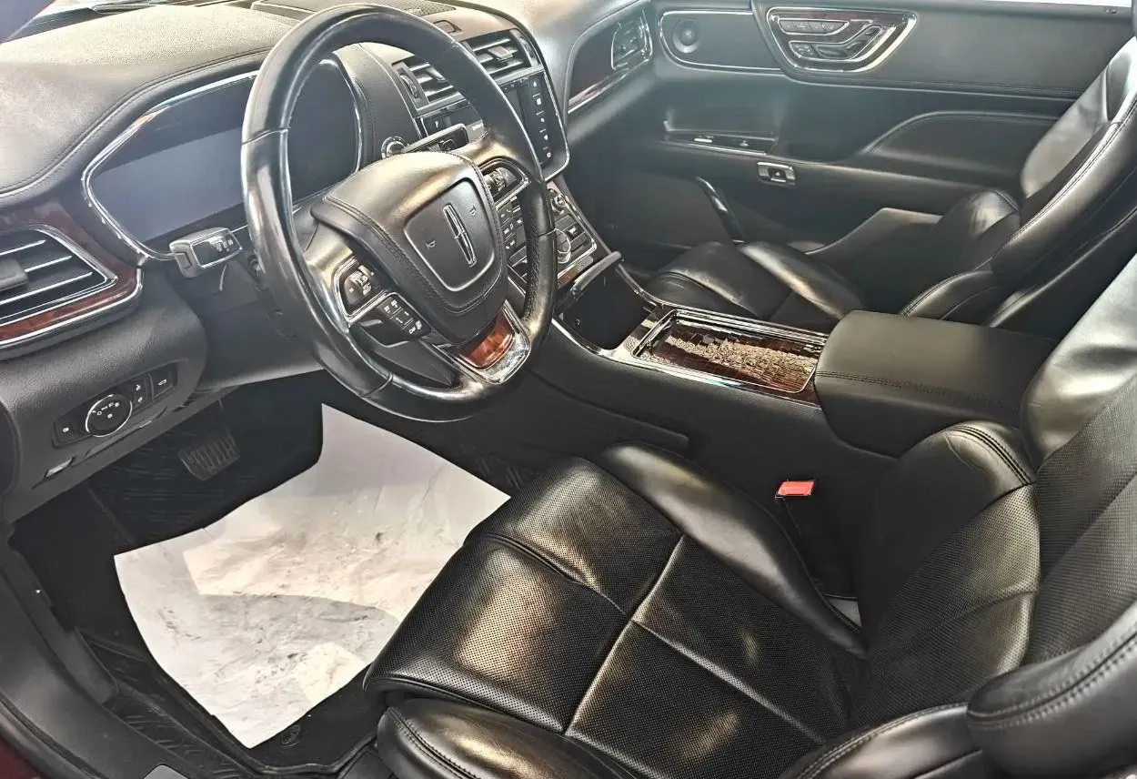 2018 Lincoln Continental 2.0T 261HP L4 6AT,autocango,china used car exporter,china ev exporter,chinese used car exporter,chinese used ev exporter