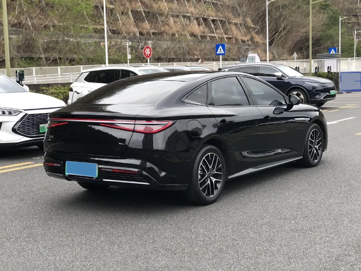 2023 BYD Seal 1.5T 139HP L4 E-CVT PHEV 17.6KWH,autocango,china used car exporter,china ev exporter,chinese used car exporter,chinese used ev exporter